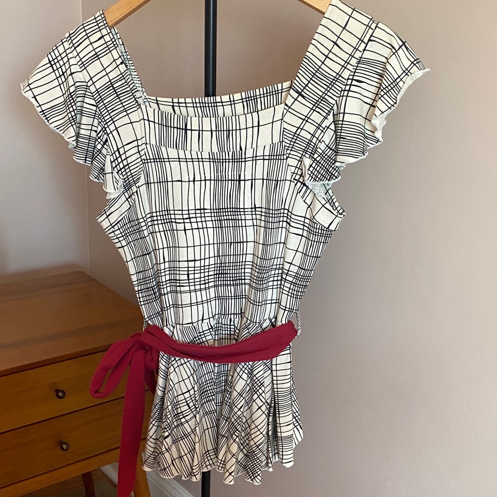 Black and Cream Striped Ruffle Sleeve Top with Ribbon tie & Peplum back Size S